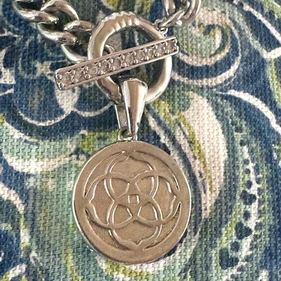 Kendra Scott Josie Moon Silver Toggle Chocker Chain Necklace Crystals Worn once - Picture 5 of 7